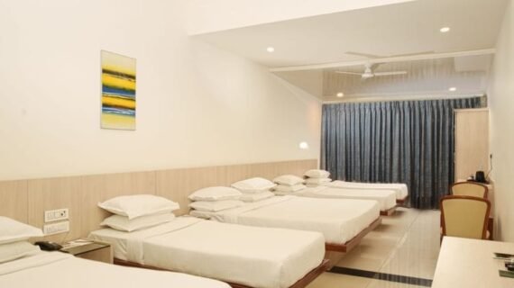 Family-friendly room at Hotel Shree Rudraksh Somnath